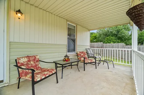 403 Betsy Bell Road Staunton VA 24401