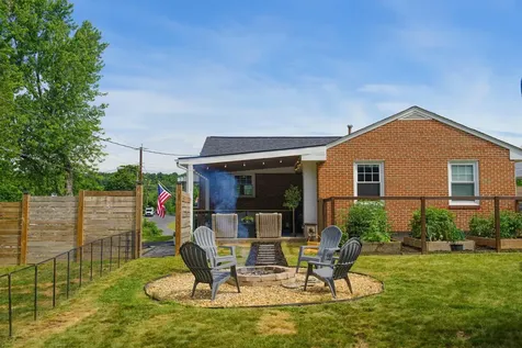 2412 Park Hill Road Staunton VA 24401