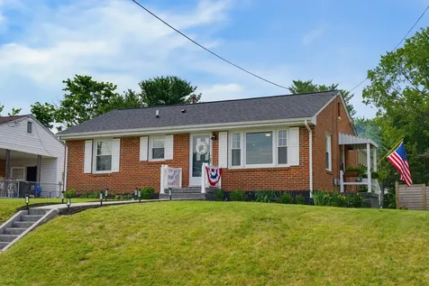 2412 Park Hill Road Staunton VA 24401