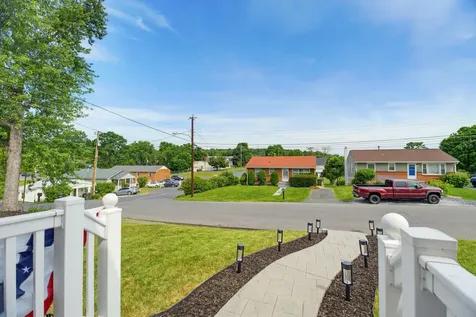 2412 Park Hill Road Staunton VA 24401