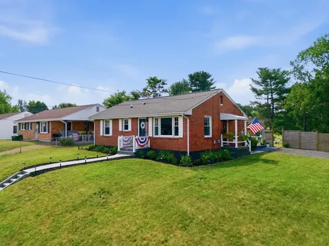 2412 Park Hill Road Staunton VA 24401