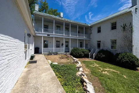 24033 Old Valley Pike Maurertown VA 22644