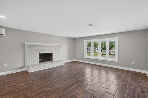 577 Pond Avenue Stanley VA 22851