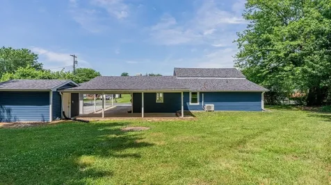 577 Pond Avenue Stanley VA 22851