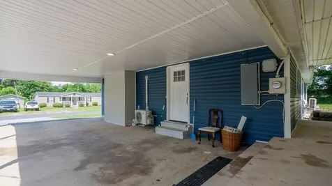 577 Pond Avenue Stanley VA 22851
