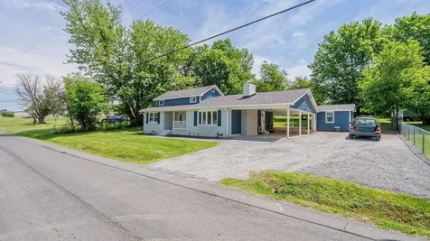 577 Pond Avenue Stanley VA 22851