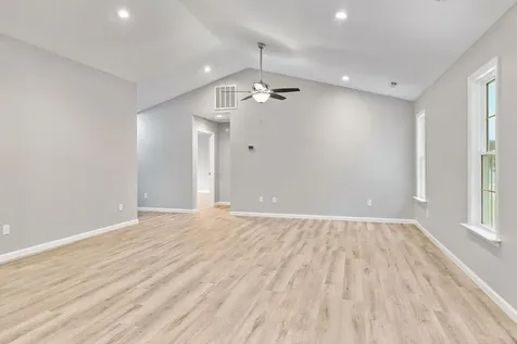 5 River Oak Drive Staunton VA 24401