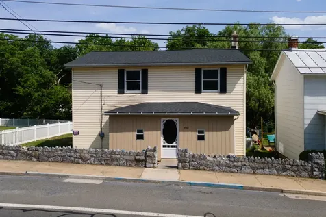 3508 Main Street N Toms Brook VA 22660