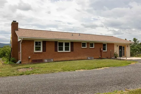 10139 Chinkapin Drive Rockingham VA 22802