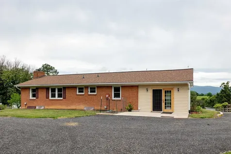 10139 Chinkapin Drive Rockingham VA 22802