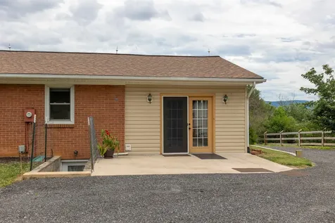 10139 Chinkapin Drive Rockingham VA 22802