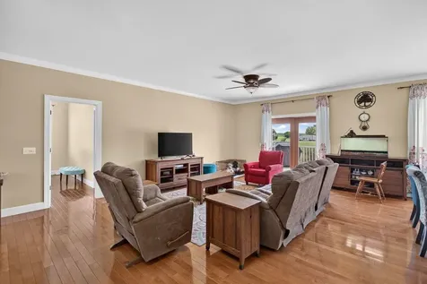 301 Bartley Street Dayton VA 22821