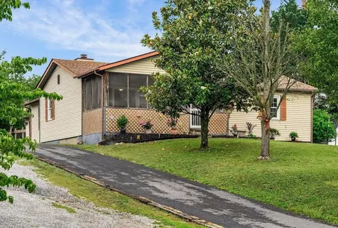 63 Westgate Road Verona VA 24482