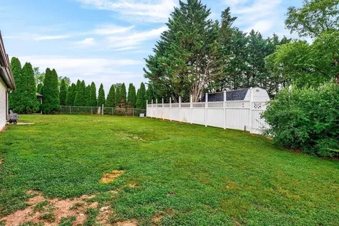 63 Westgate Road Verona VA 24482
