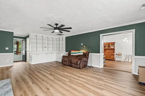 63 Westgate Road Verona VA 24482