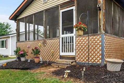 63 Westgate Road Verona VA 24482