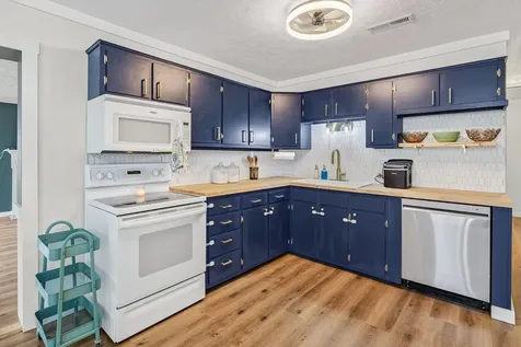 63 Westgate Road Verona VA 24482