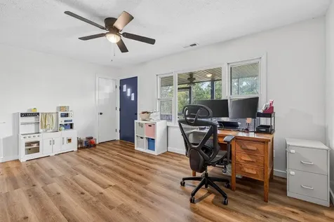 63 Westgate Road Verona VA 24482