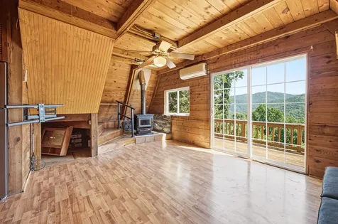 1093 Overlook Mountain Road Elkton VA 22827