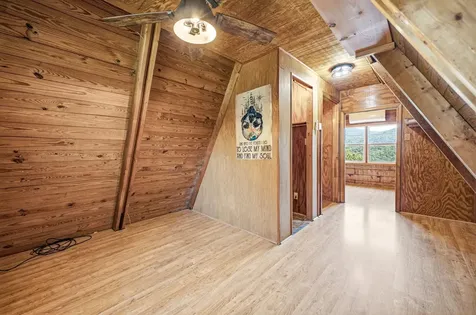1093 Overlook Mountain Road Elkton VA 22827