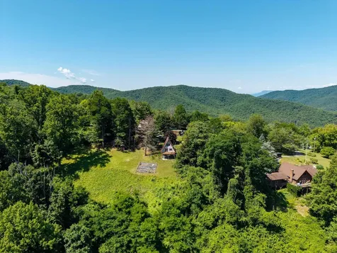 1093 Overlook Mountain Road Elkton VA 22827