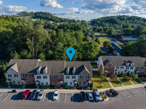 318 Sapphire Drive Harrisonburg VA 22801