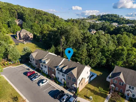 318 Sapphire Drive Harrisonburg VA 22801