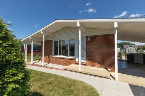 180 Sunset Drive Dayton VA 22821