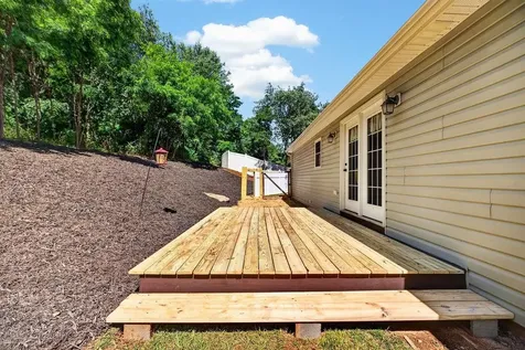 931 Battery Road Waynesboro VA 22980