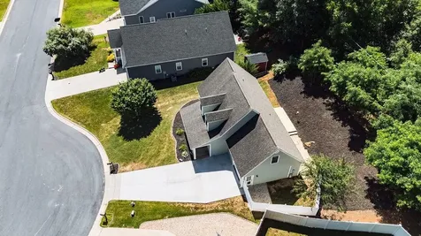 931 Battery Road Waynesboro VA 22980