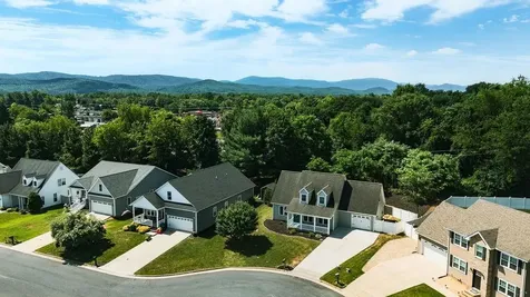 931 Battery Road Waynesboro VA 22980