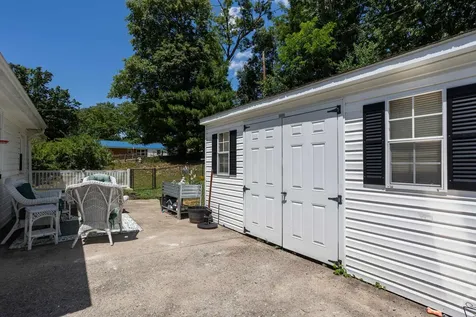 2513 Knollwood Drive Staunton VA 24401
