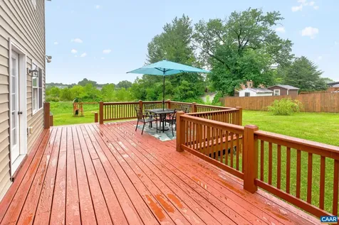 304 Grove Avenue Waynesboro VA 22980