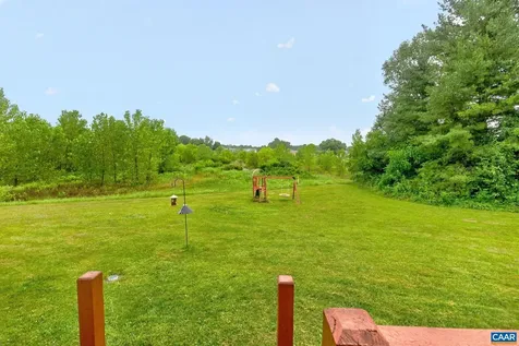 304 Grove Avenue Waynesboro VA 22980
