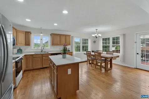 304 Grove Avenue Waynesboro VA 22980
