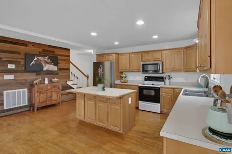 304 Grove Avenue Waynesboro VA 22980