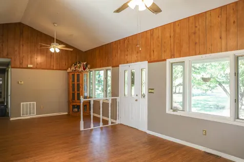 234 Montgomery Road Staunton VA 24401