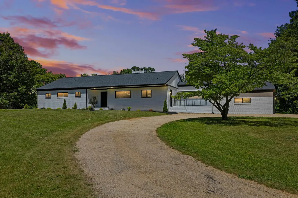 938 Ladd Road Waynesboro VA 22980