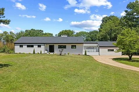 938 Ladd Road Waynesboro VA 22980