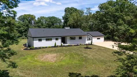 938 Ladd Road Waynesboro VA 22980