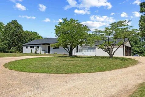 938 Ladd Road Waynesboro VA 22980