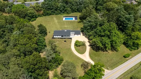 938 Ladd Road Waynesboro VA 22980