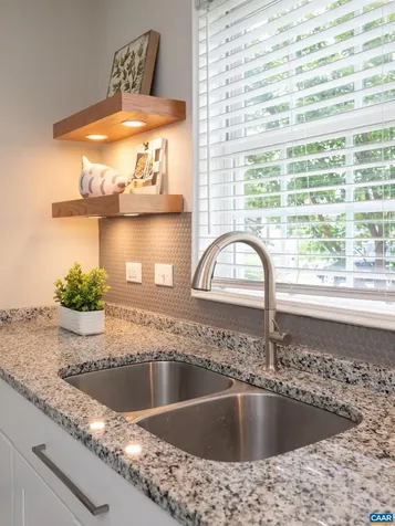 1006 Avon Street Charlottesville VA 22902