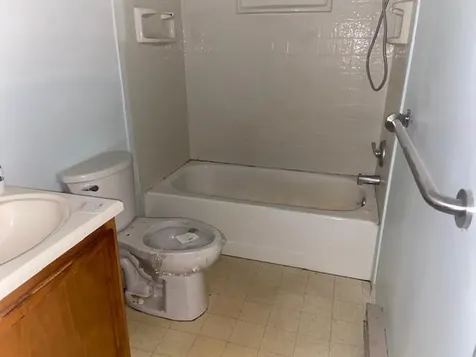 121 Mountain View Terrace Hot Springs VA 24445
