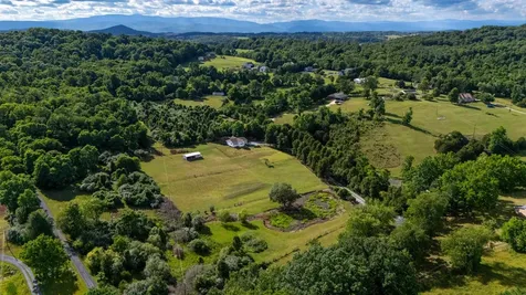 2425 Old Greenville Road Staunton VA 24401