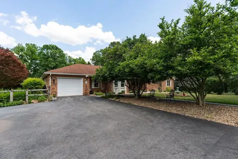 314 Mcbrydge Drive Swoope VA 24479