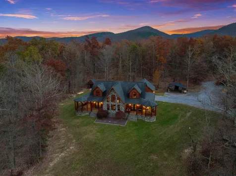 4851 Arrowpoint Drive Elkton VA 22827