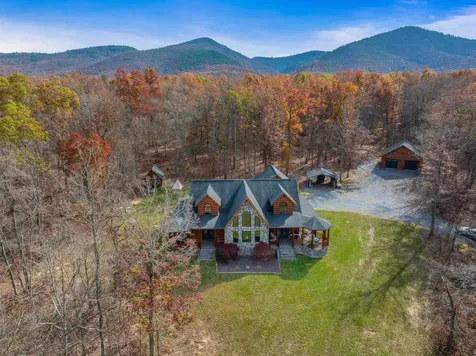 4851 Arrowpoint Drive Elkton VA 22827
