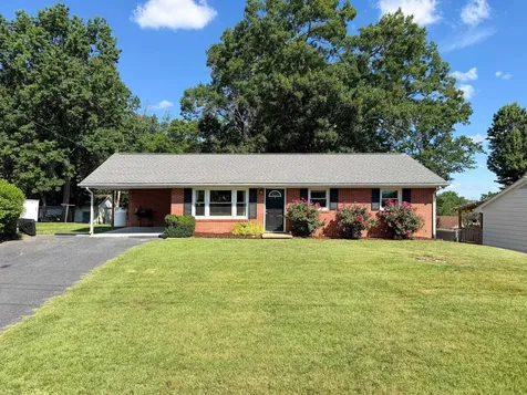 39 View Drive Stuarts Draft VA 24477