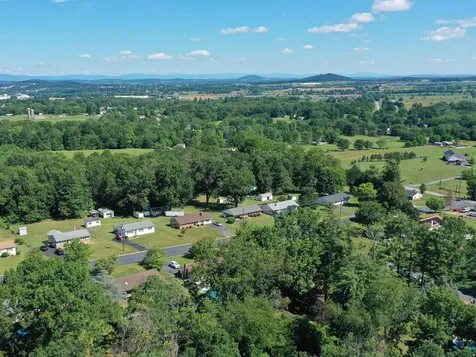 39 View Drive Stuarts Draft VA 24477